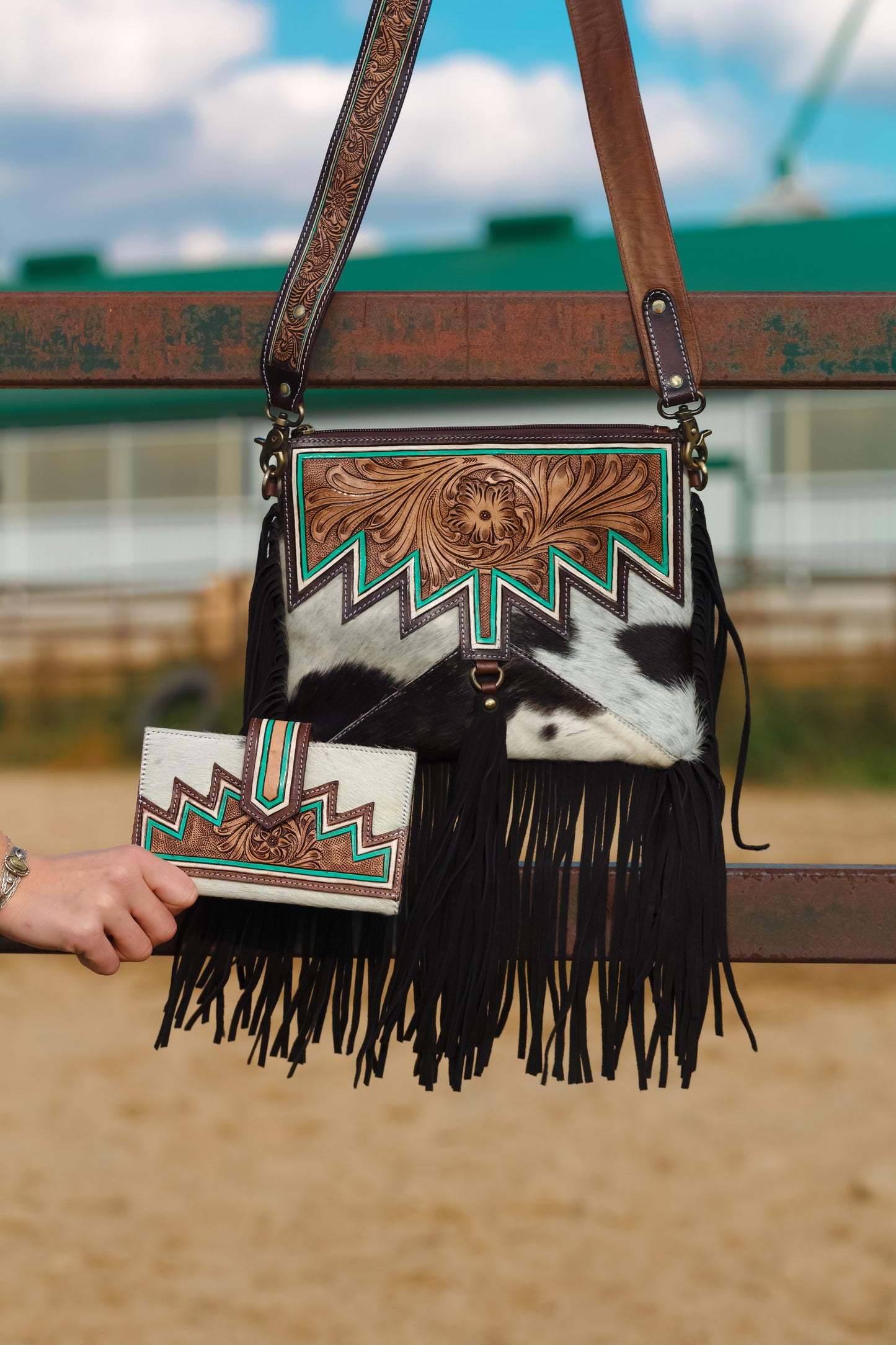 The Turquoise Ridge Clutch