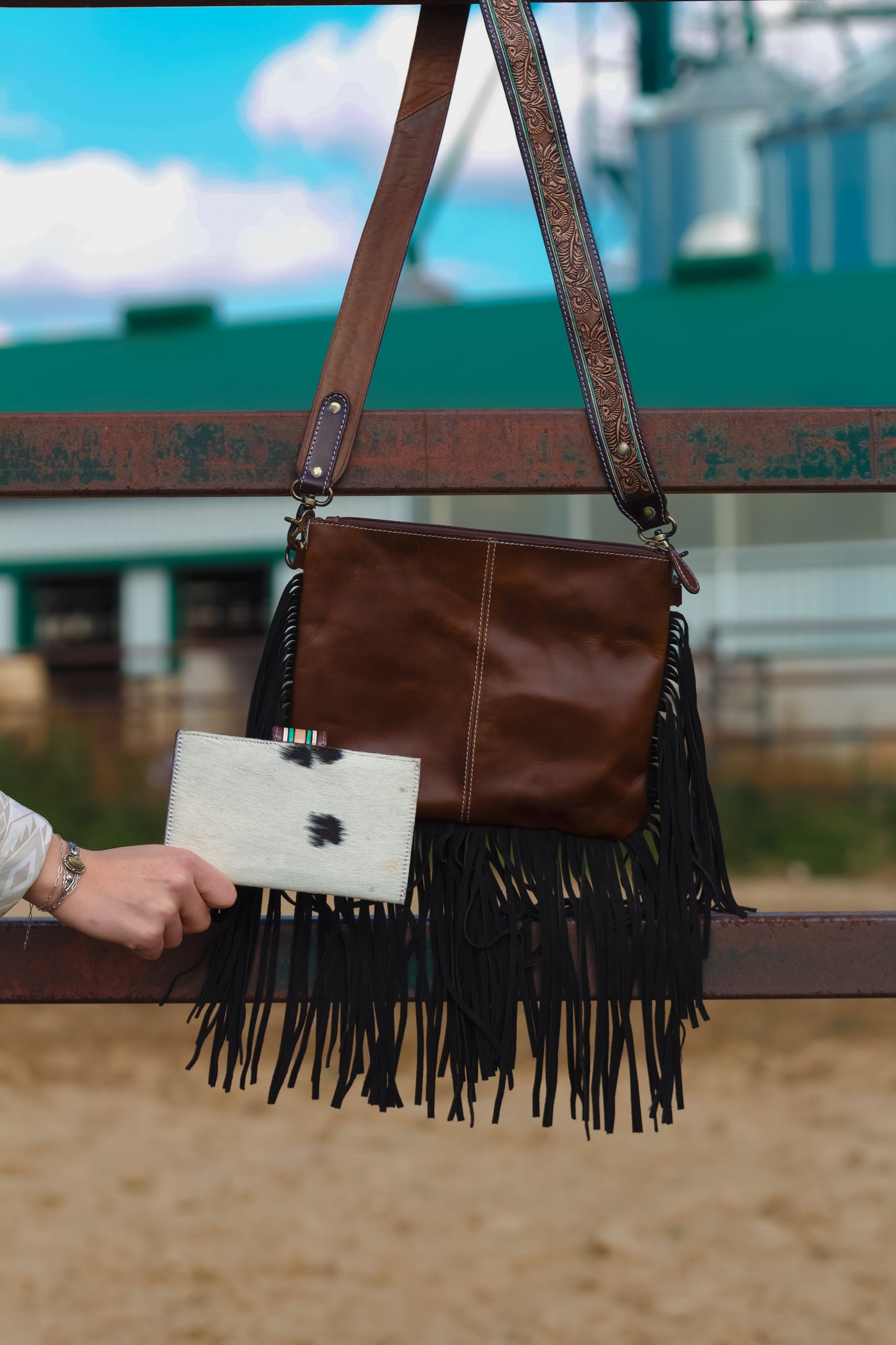 The Turquoise Ridge Clutch