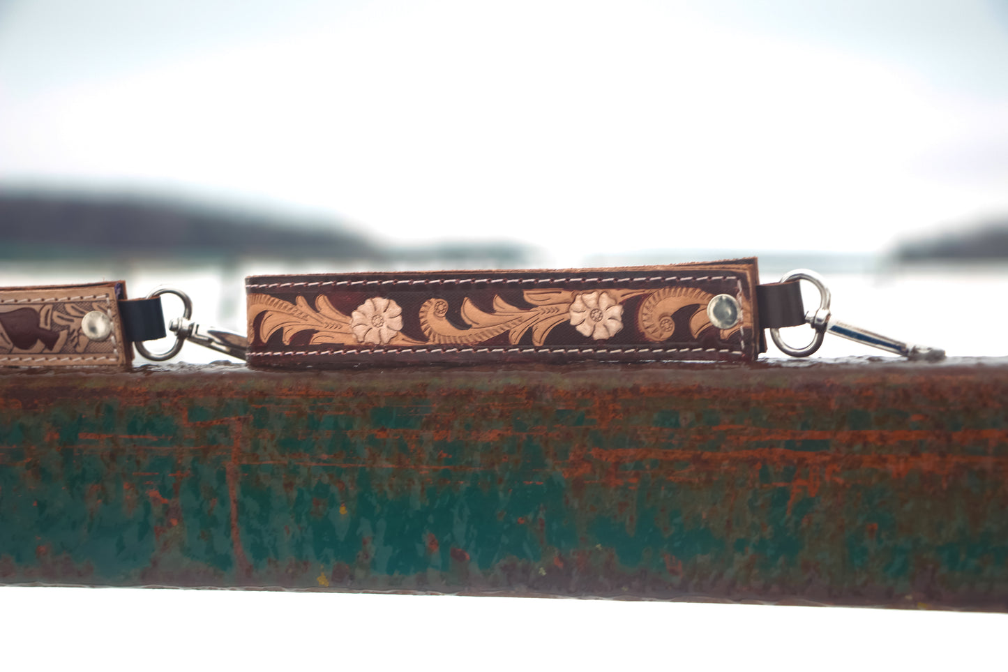 The Dusted Daisy Lanyard